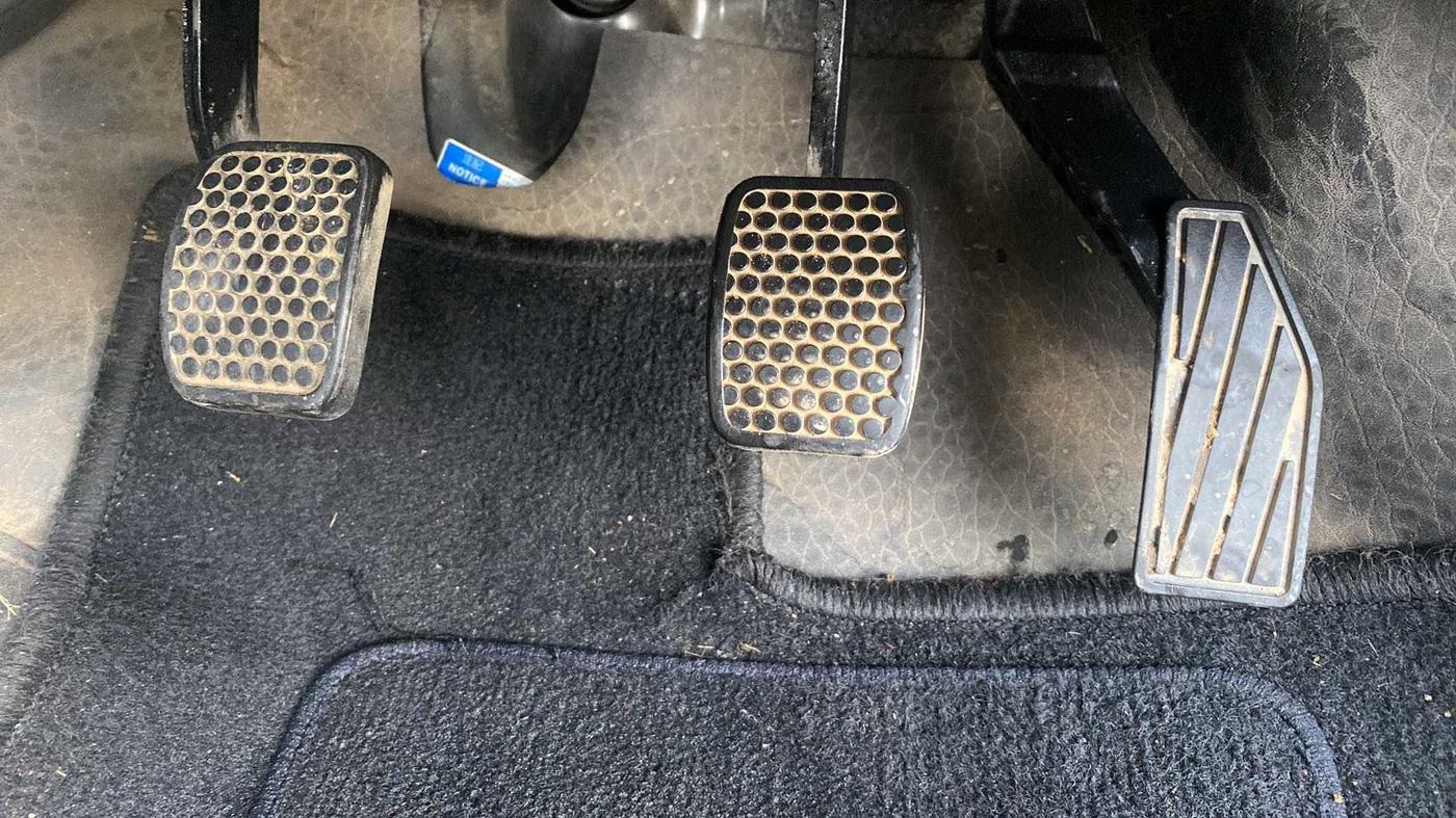 2020 Maruti Alto VXI, Petrol, Manual, 23,053 km, Pedals