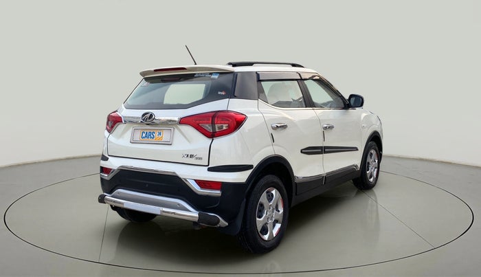 2022 Mahindra XUV300 W6 1.2 PETROL, Petrol, Manual, 12,500 km, Right Back Diagonal