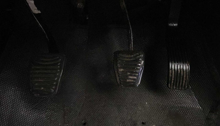 2019 Mahindra XUV500 W7, Diesel, Manual, 68,766 km, Pedals