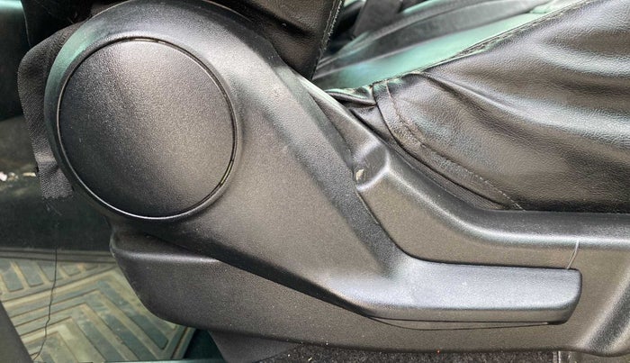 2019 Maruti IGNIS DELTA 1.2, Petrol, Manual, 12,281 km, Driver Side Adjustment Panel