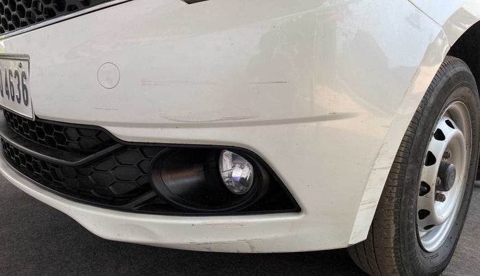 2018 Tata Tiago XE PETROL, Petrol, Manual, 37,734 km, Front bumper - Minor scratches