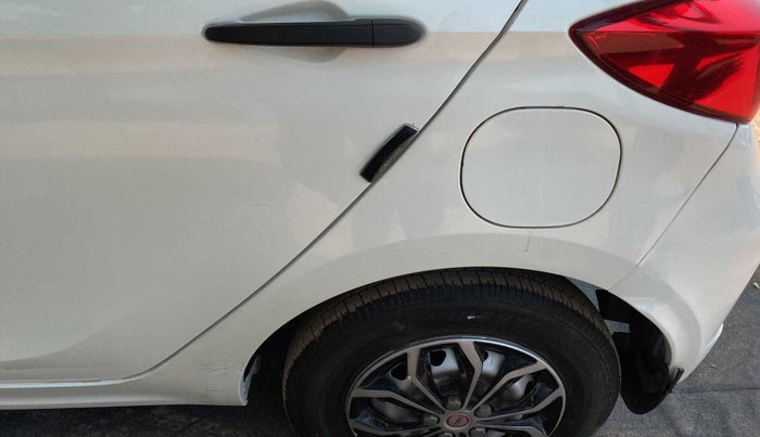 2018 Tata Tiago XE PETROL, Petrol, Manual, 37,734 km, Left quarter panel - Slightly dented