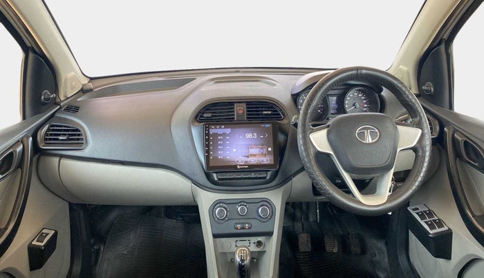 2018 Tata Tiago XE PETROL, Petrol, Manual, 37,734 km, Dashboard