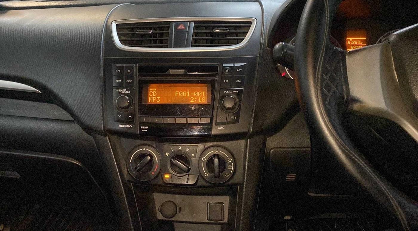 2015 Maruti Swift VXI, Petrol, Manual, 84,066 km, Air Conditioner