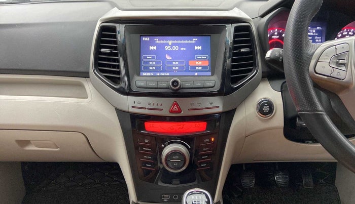 2020 Mahindra XUV300 W8 (O) 1.2 PETROL, Petrol, Manual, 6,223 km, Air Conditioner