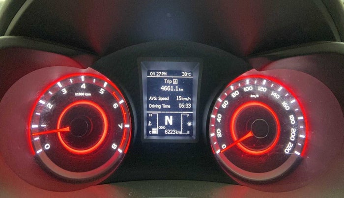 2020 Mahindra XUV300 W8 (O) 1.2 PETROL, Petrol, Manual, 6,223 km, Odometer Image