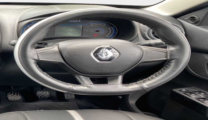 2023 Renault Kwid RXL 1.0, Petrol, Manual, 2,843 km, Steering Wheel Close Up