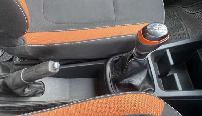2021 Renault Kwid CLIMBER 1.0 (O), Petrol, Manual, 14,413 km, Gear Lever