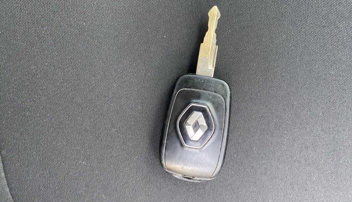 2021 Renault Kwid CLIMBER 1.0 (O), Petrol, Manual, 14,413 km, Key Close Up