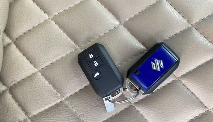 2021 Maruti Dzire ZXI AMT, Petrol, Automatic, 25,160 km, Key Close Up