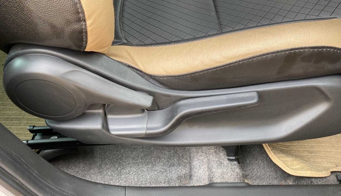 2022 Honda Amaze 1.2L I-VTEC VX, Petrol, Manual, 8,358 km, Driver Side Adjustment Panel