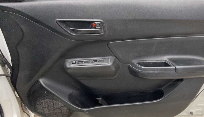 2019 Maruti Swift LXI, Petrol, Manual, 21,026 km, Driver Side Door Panels Control