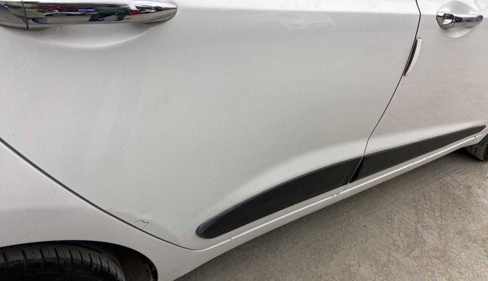 2016 Hyundai Grand i10 ASTA (O) AT 1.2 KAPPA VTVT, Petrol, Automatic, 49,812 km, Right rear door - Slightly dented