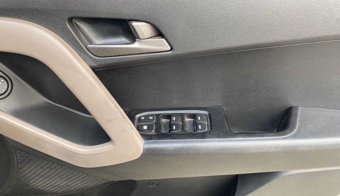 2016 Hyundai Creta S 1.4 DIESEL, Diesel, Manual, 80,543 km, Driver Side Door Panels Control