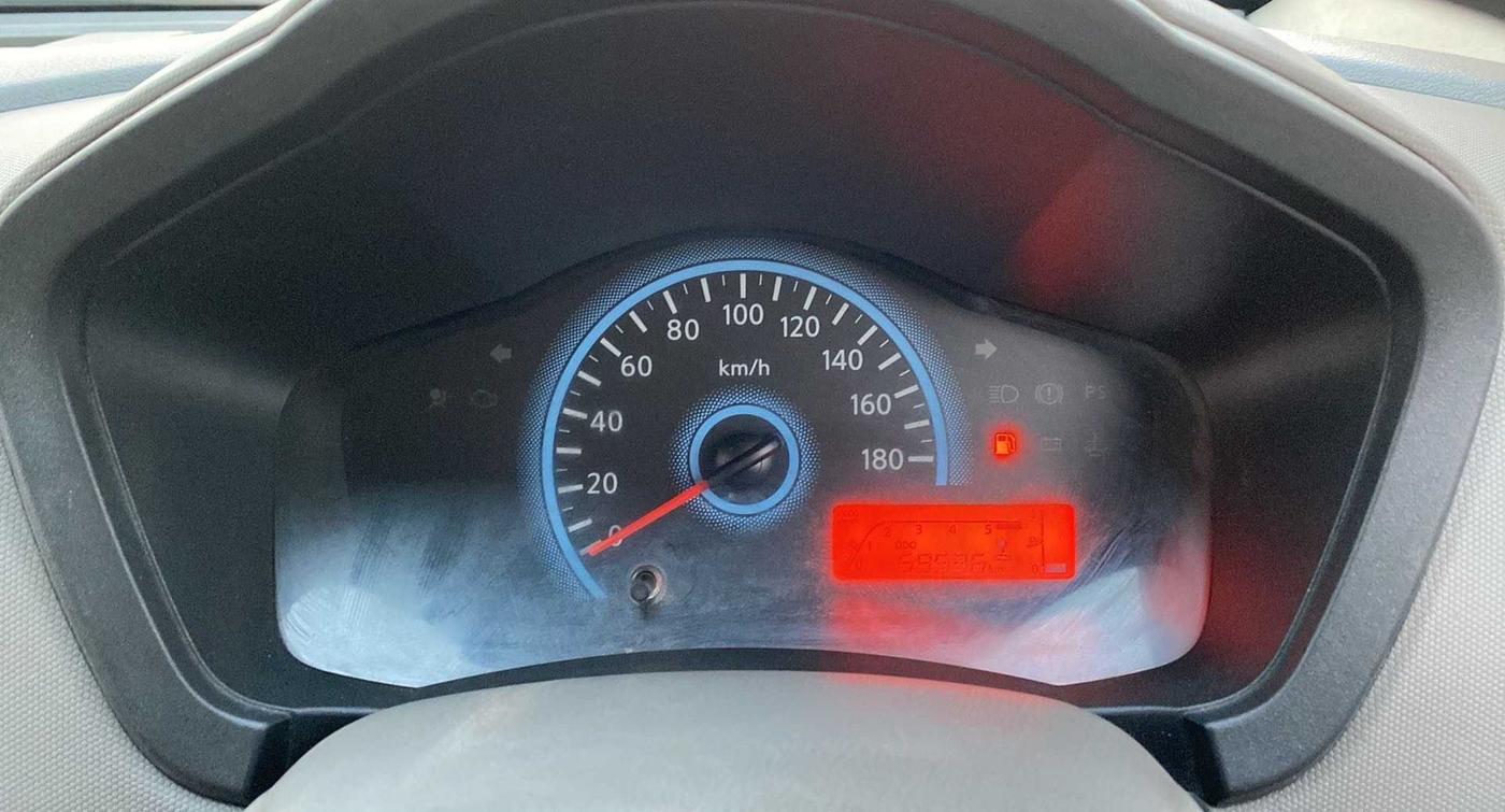 2017 Datsun Redi Go T (O), Petrol, Manual, 60,254 km, Odometer Image