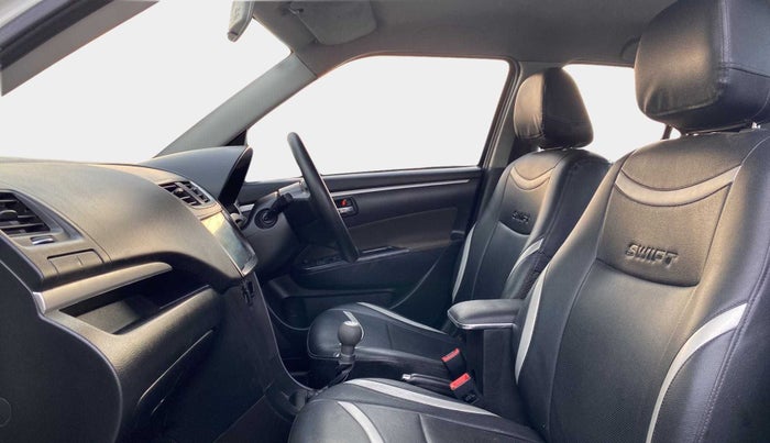 2014 Maruti Swift VXI, Petrol, Manual, 58,203 km, Right Side Front Door Cabin