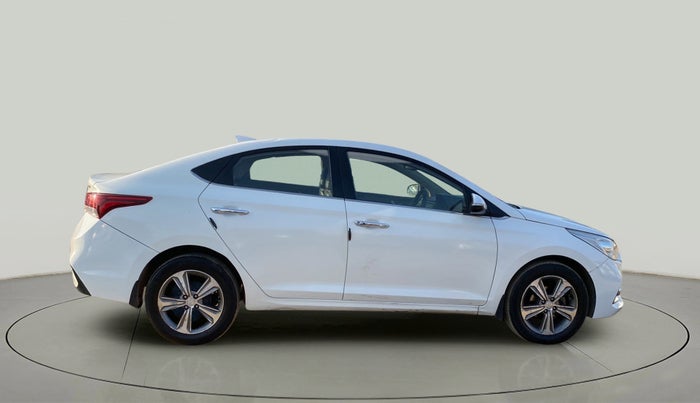 2018 Hyundai Verna 1.6 VTVT SX O, Petrol, Manual, 98,919 km, Right Side View