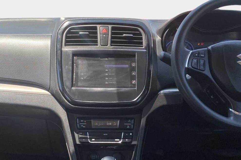 2018 Maruti Vitara Brezza ZDI PLUS AT DUAL TONE, Diesel, Automatic, 33,681 km, Air Conditioner