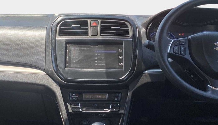 2018 Maruti Vitara Brezza ZDI PLUS AT DUAL TONE, Diesel, Automatic, 33,681 km, Air Conditioner