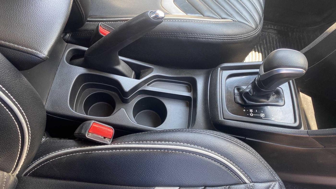 2018 Maruti Vitara Brezza ZDI PLUS AT DUAL TONE, Diesel, Automatic, 33,681 km, Gear Lever