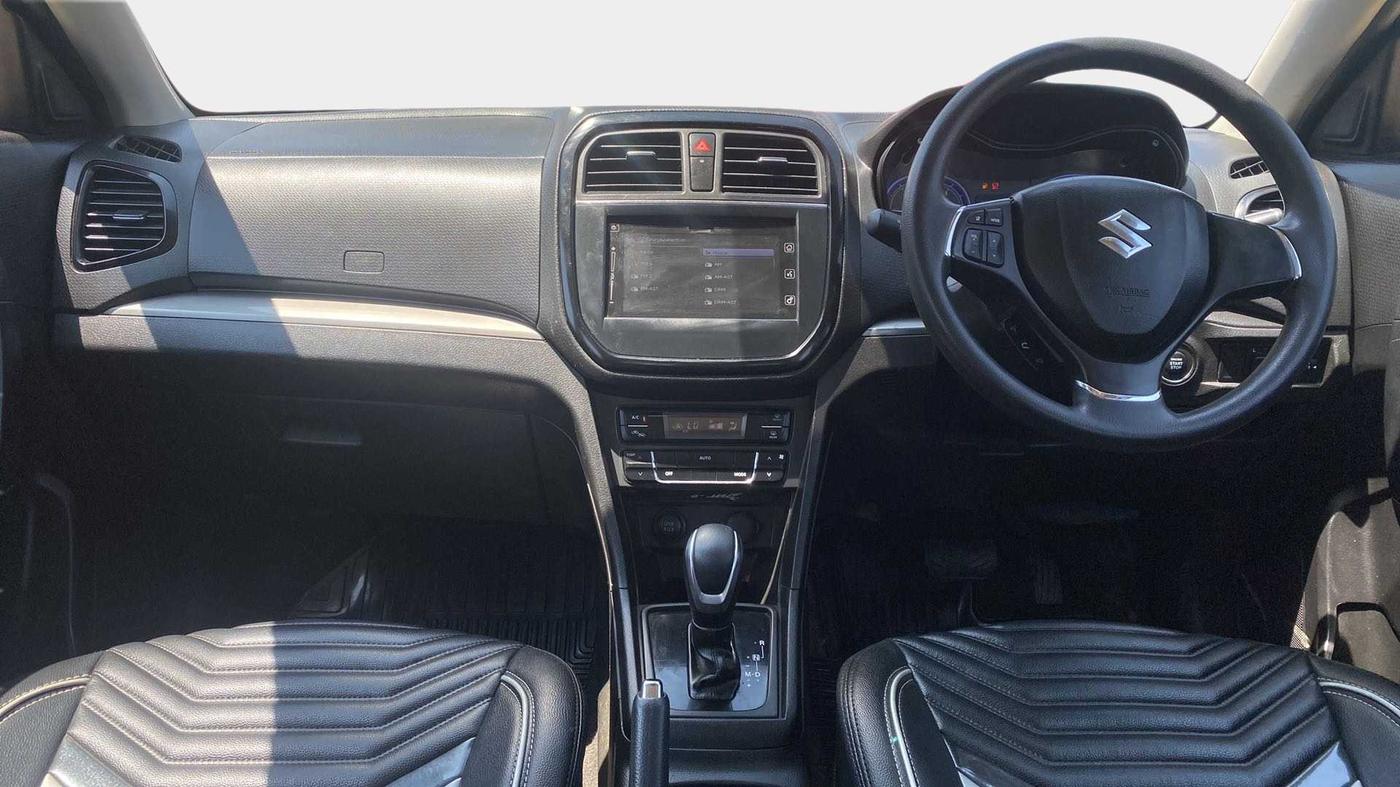 2018 Maruti Vitara Brezza ZDI PLUS AT DUAL TONE, Diesel, Automatic, 33,681 km, Dashboard