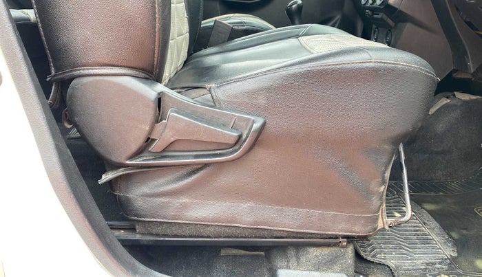 2021 Maruti S PRESSO VXI+, Petrol, Manual, 51,029 km, Driver Side Adjustment Panel