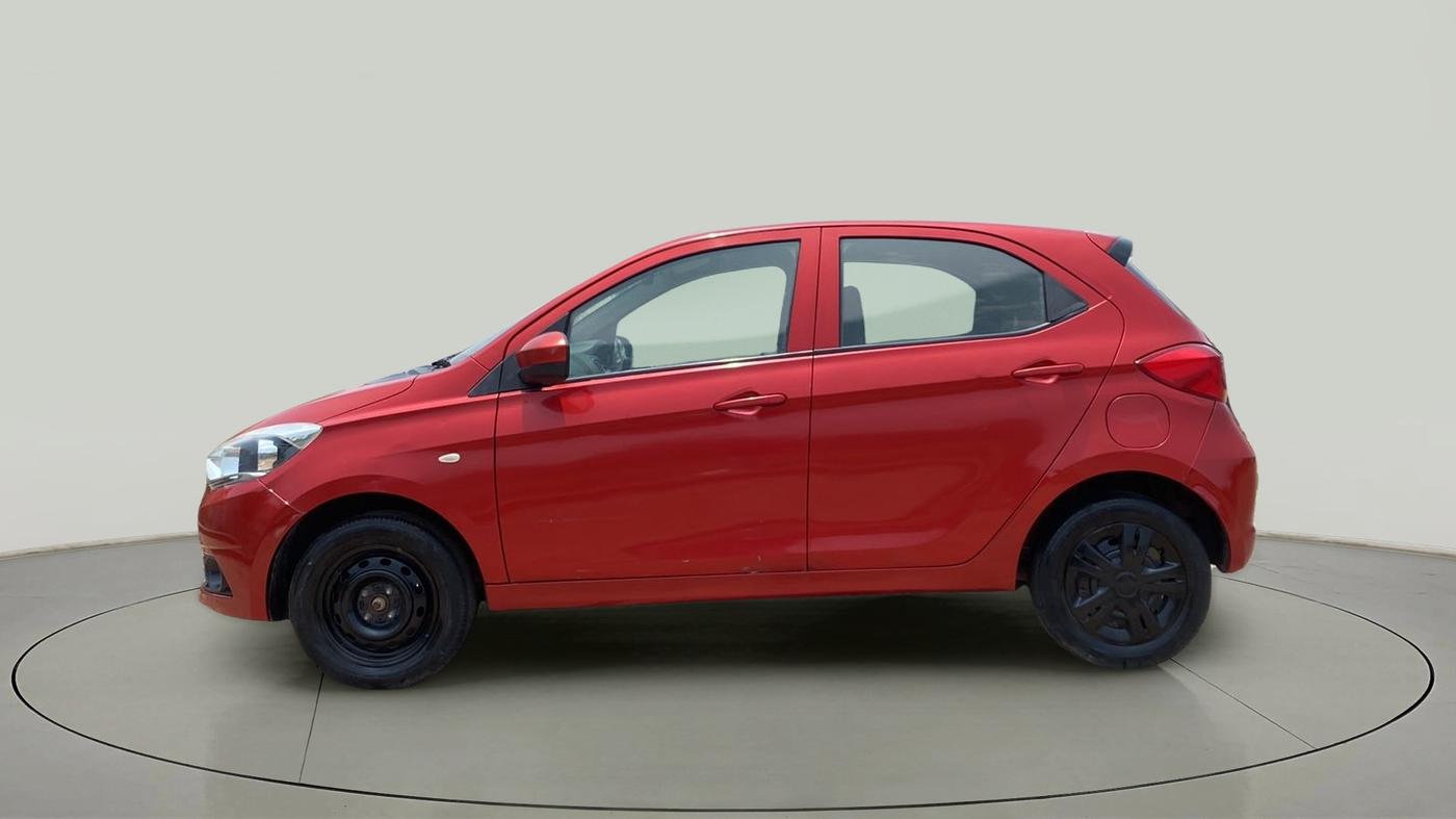 2017 Tata Tiago XT PETROL, Petrol, Manual, 43,937 km, Left Side