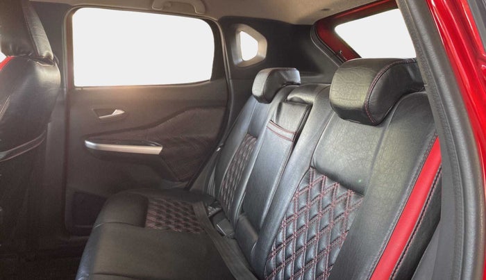 2022 Nissan MAGNITE XV TURBO CVT, Petrol, Automatic, 33,551 km, Right Side Rear Door Cabin