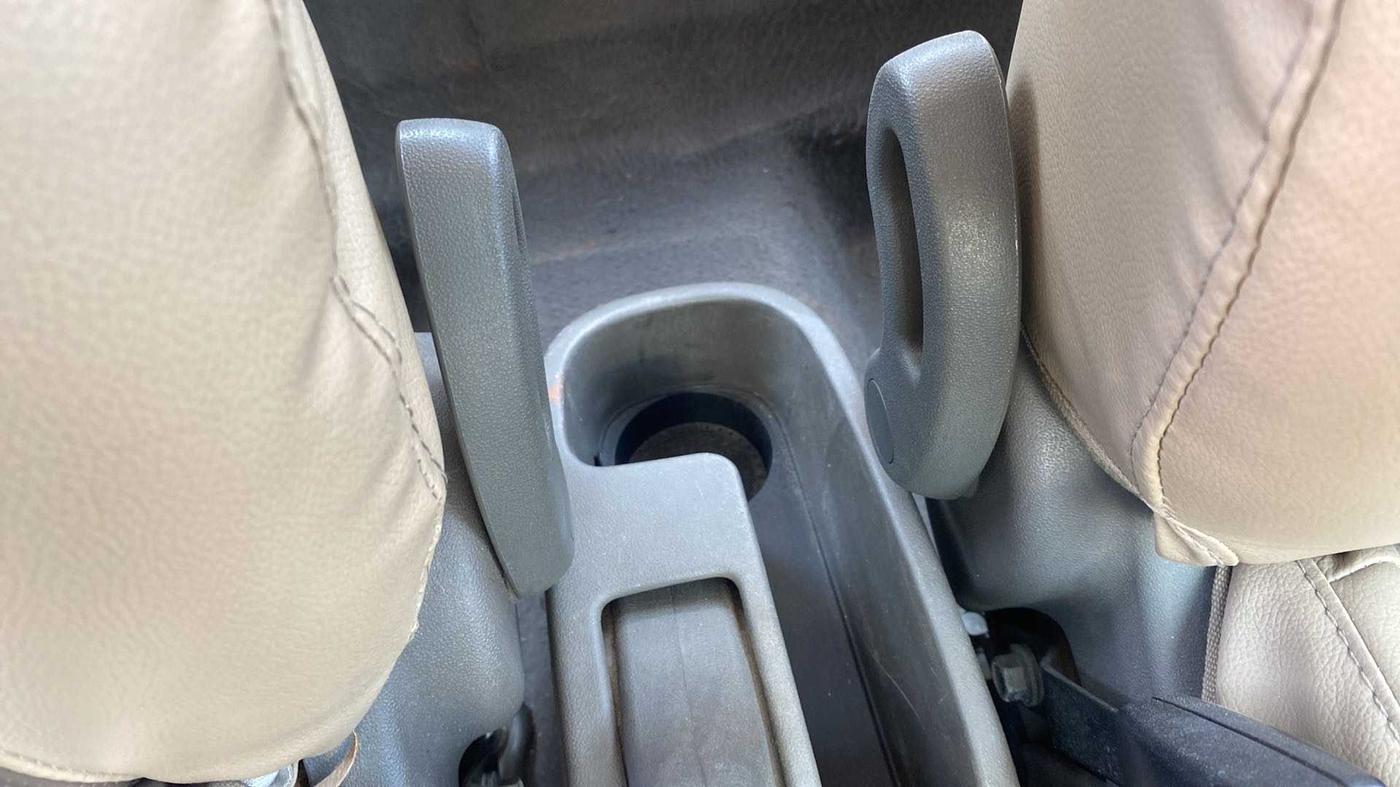 2012 Hyundai i10 SPORTZ 1.2, Petrol, Manual, 84,031 km, Driver Side Adjustment Panel