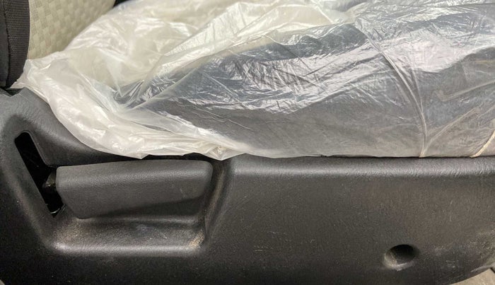 2021 Maruti Alto LXI, Petrol, Manual, 2,782 km, Driver Side Adjustment Panel