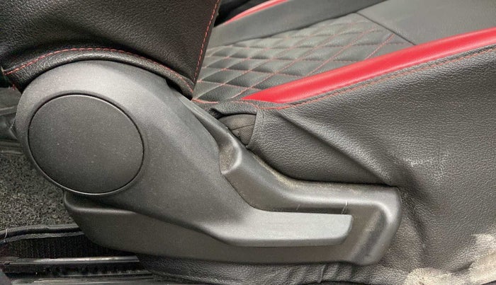 2021 Maruti IGNIS SIGMA 1.2, Petrol, Manual, 24,552 km, Driver Side Adjustment Panel