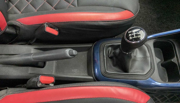 2021 Maruti IGNIS SIGMA 1.2, Petrol, Manual, 24,552 km, Gear Lever