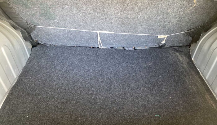 2017 Renault Kwid RXT 1.0 AMT (O), Petrol, Automatic, 15,452 km, Boot Inside