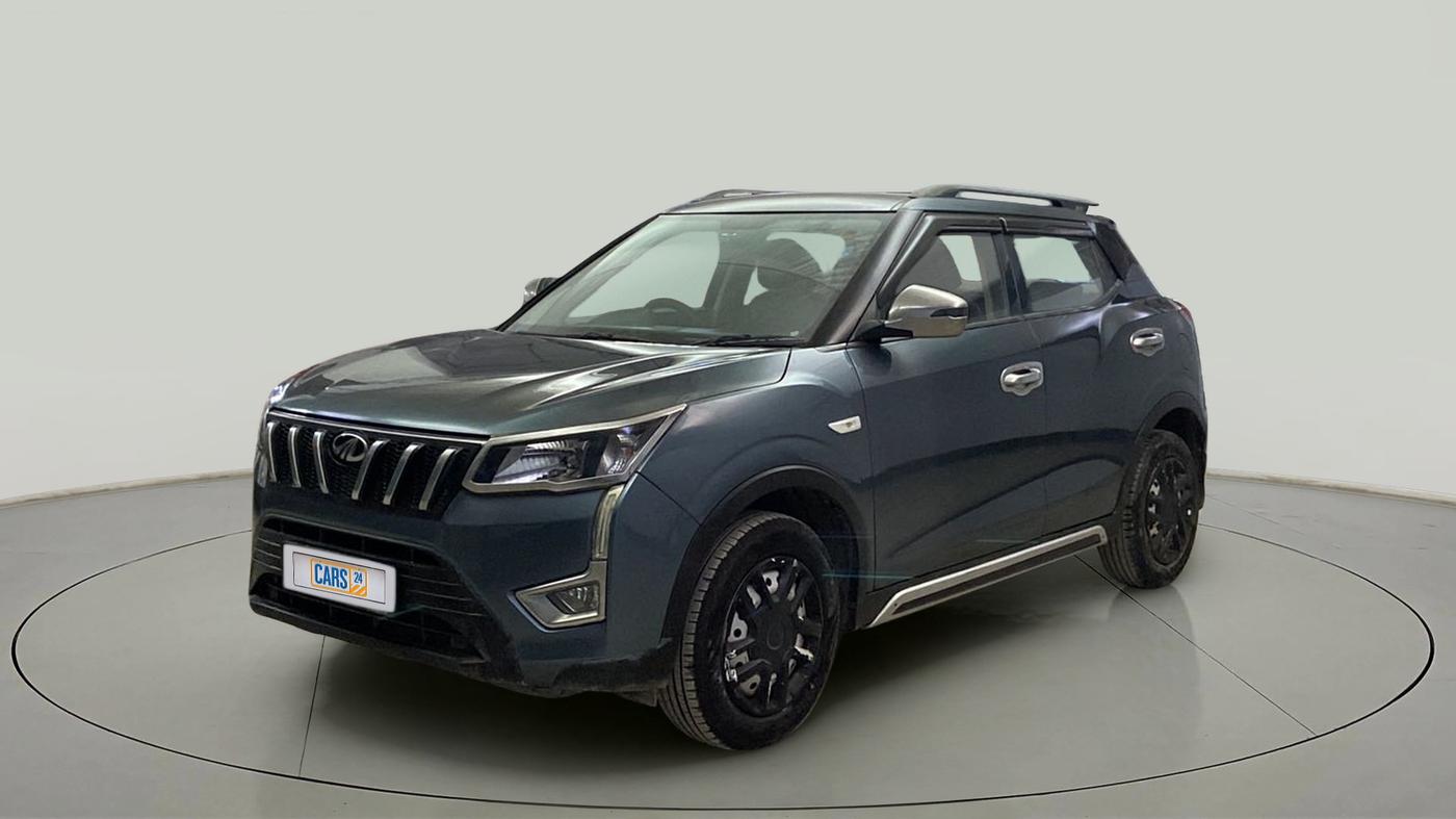 2019 Mahindra XUV300 W4 1.2 PETROL, Petrol, Manual, 20,234 km, Left Front Diagonal