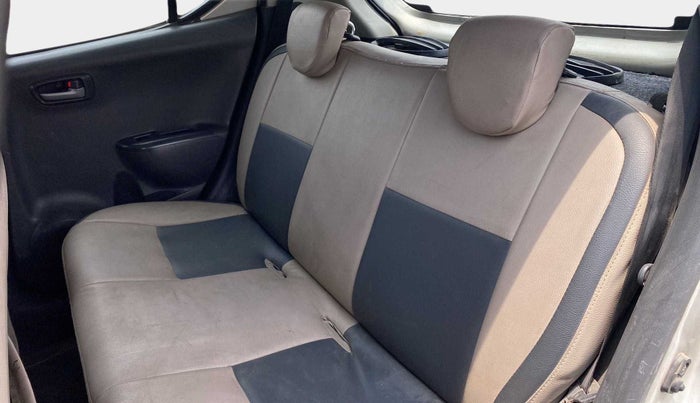 2010 Maruti A Star VXI, Petrol, Manual, 46,984 km, Right Side Rear Door Cabin