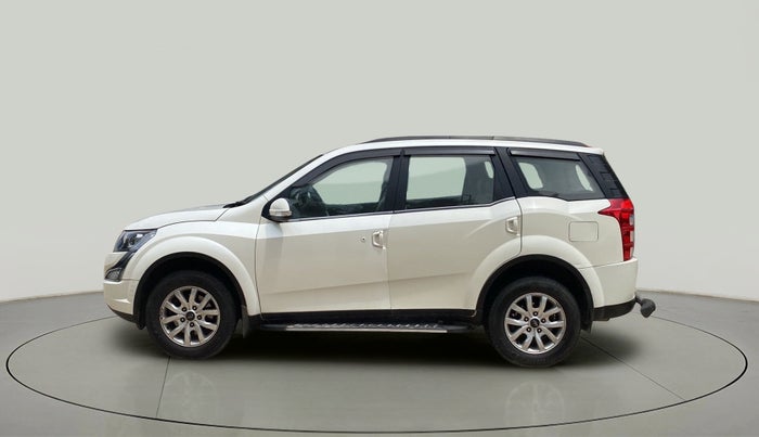 2017 Mahindra XUV500 W10 AT, Diesel, Automatic, 24,950 km, Left Side