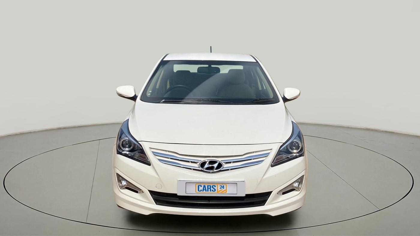 2015 Hyundai Verna FLUIDIC 4S 1.6 VTVT S, Petrol, Manual, 30,729 km, Front