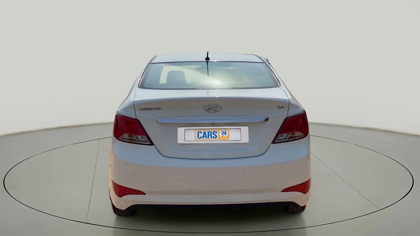 2015 Hyundai Verna FLUIDIC 4S 1.6 VTVT S, Petrol, Manual, 30,729 km, Back/Rear