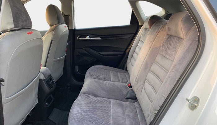 2022 KIA SELTOS HTE 1.5 PETROL, Petrol, Manual, 11,656 km, Right Side Rear Door Cabin