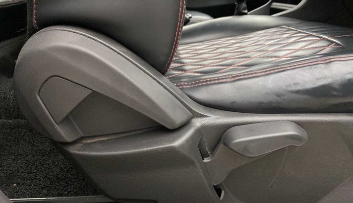 2020 Ford FREESTYLE TITANIUM 1.2 PETROL, Petrol, Manual, 33,888 km, Driver Side Adjustment Panel