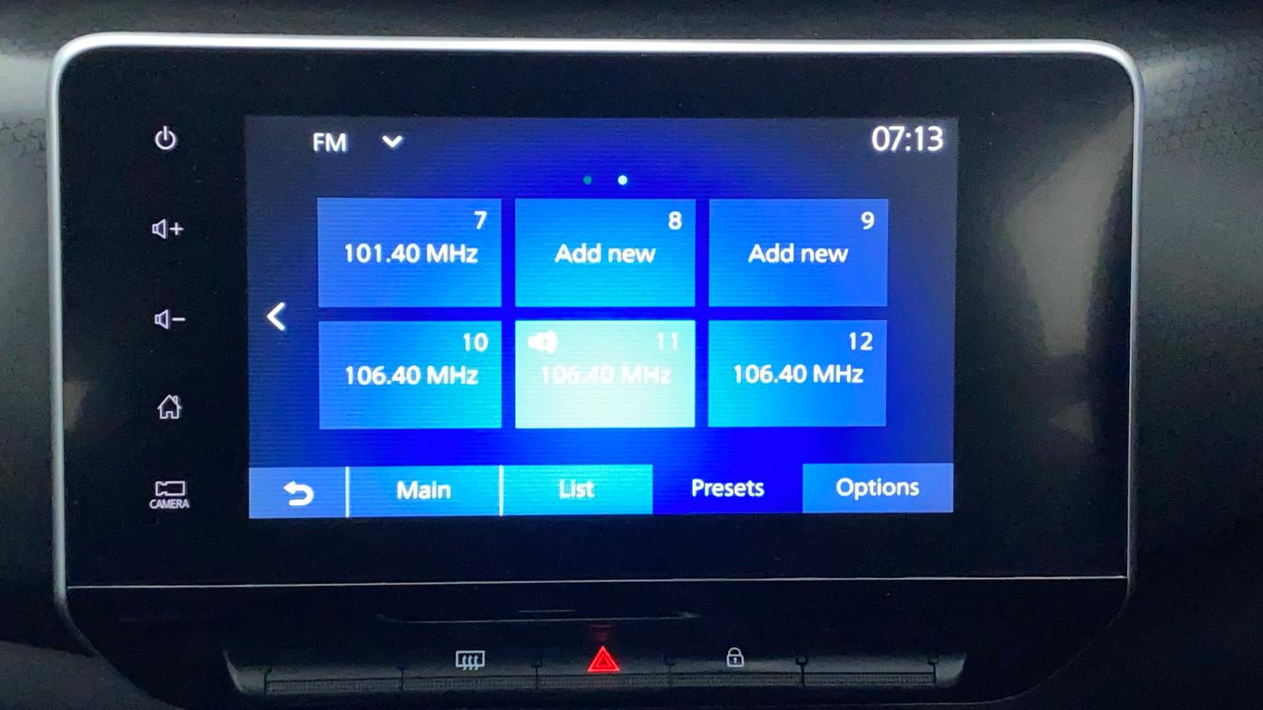 2021 Nissan MAGNITE XV PREMIUM TURBO CVT DUAL TONE, Petrol, Automatic, 45,851 km, Infotainment System