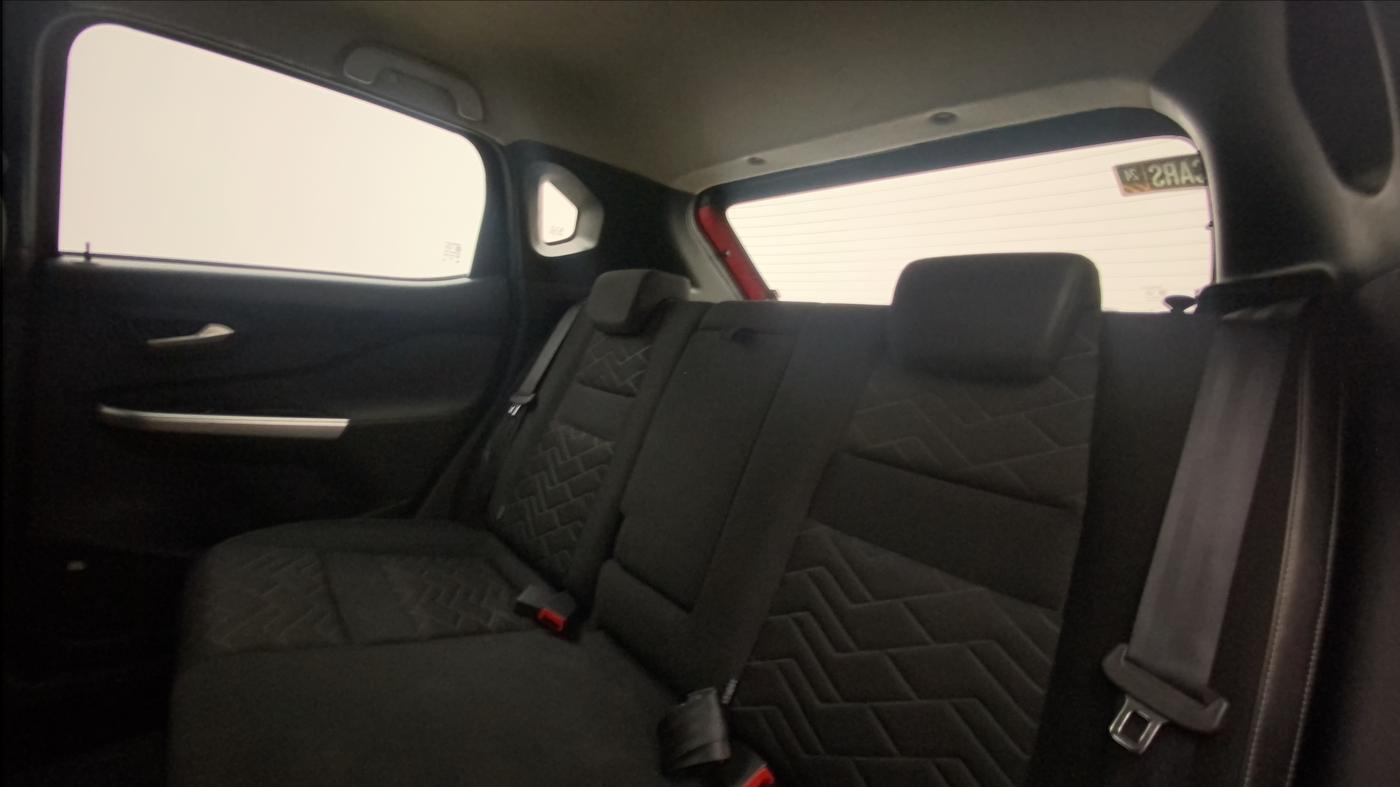 2021 Nissan MAGNITE XV PREMIUM TURBO CVT DUAL TONE, Petrol, Automatic, 45,851 km, Right Side Rear Door Cabin