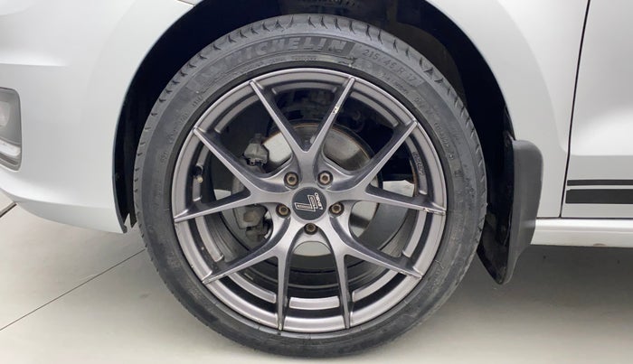 2018 Volkswagen Vento HIGHLINE PLUS 1.5 AT 16 ALLOY, Diesel, Automatic, 81,384 km, Left Front Wheel