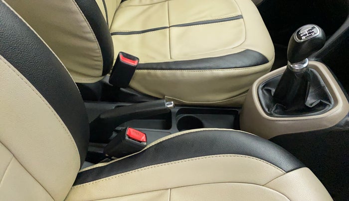 2013 Hyundai Grand i10 SPORTZ 1.2 KAPPA VTVT, Petrol, Manual, 67,043 km, Gear Lever