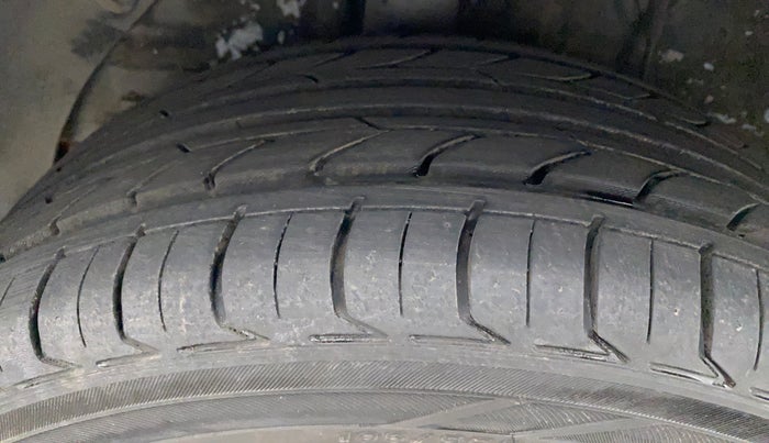 2019 Hyundai Elite i20 ASTA 1.2 (O), Petrol, Manual, 73,558 km, Right Rear Tyre Tread
