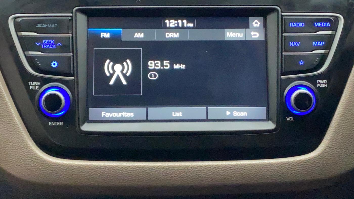 2019 Hyundai Elite i20 ASTA 1.2 (O), Petrol, Manual, 73,558 km, Infotainment System