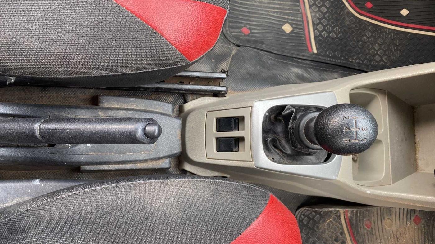 2018 Maruti Alto K10 VXI, CNG, Manual, 1,02,904 km, Gear Lever