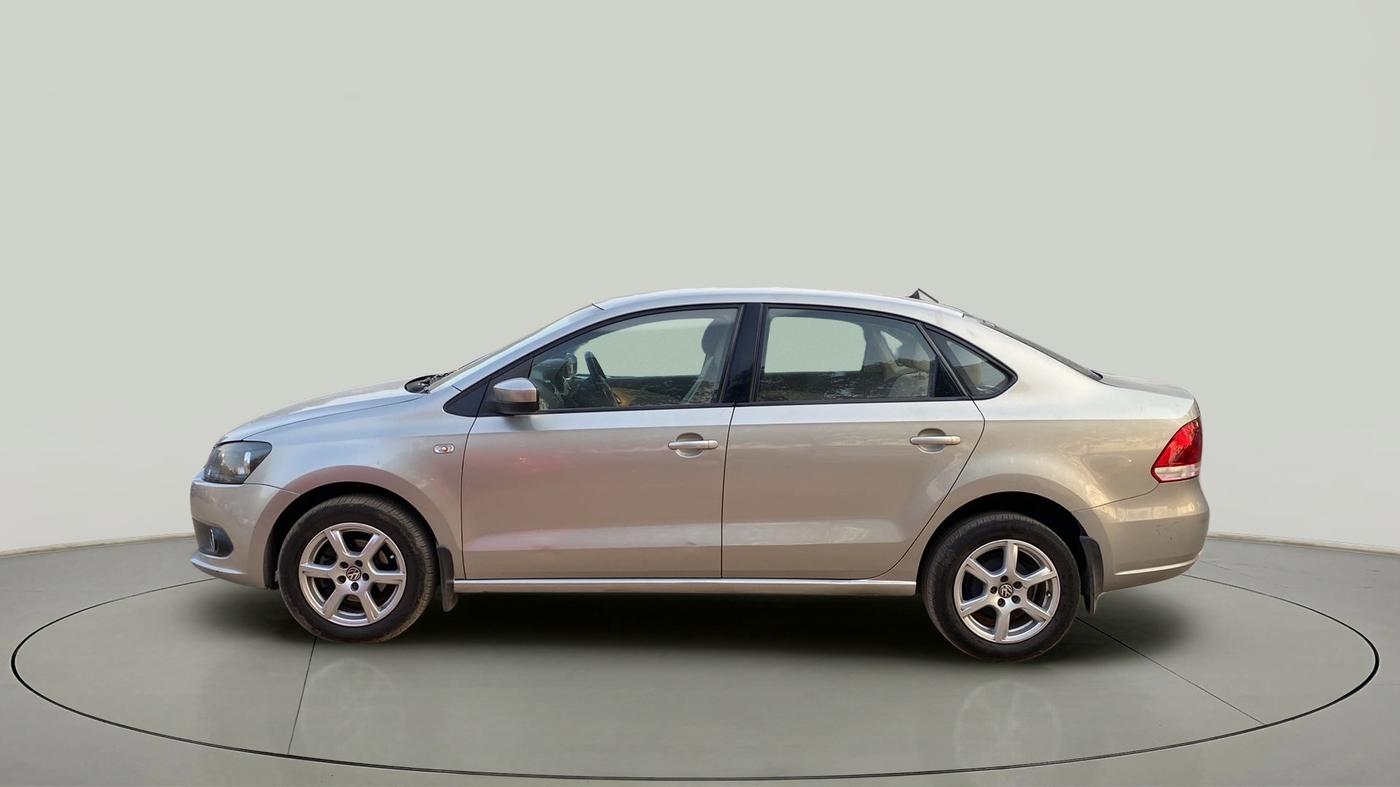 2014 Volkswagen Vento HIGHLINE DIESEL 1.6, CNG, Manual, 1,15,059 km, Left Side