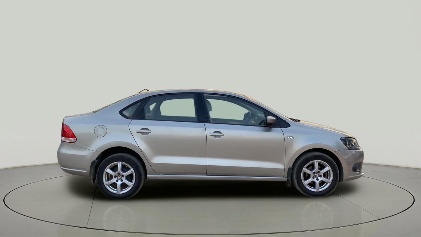 2014 Volkswagen Vento HIGHLINE DIESEL 1.6, CNG, Manual, 1,15,059 km, Right Side View