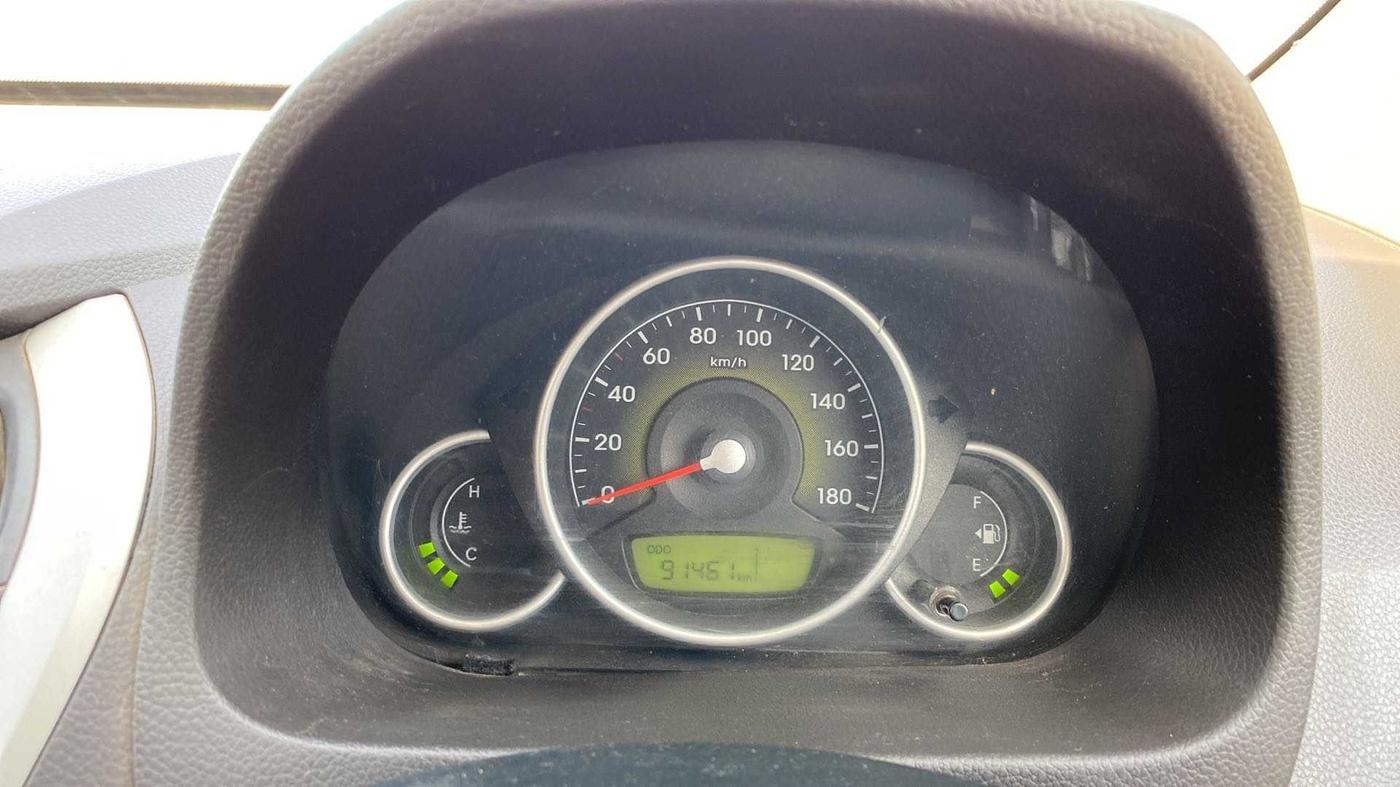 2017 Hyundai Eon MAGNA +, CNG, Manual, 91,452 km, Odometer Image
